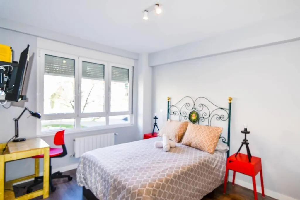 Comodo Apartamento En Puertochico, Cerca De Todo. Santander Apartment