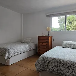 large-apartment-on-a-tranquil-organic-farm.in-canary-islands.com/